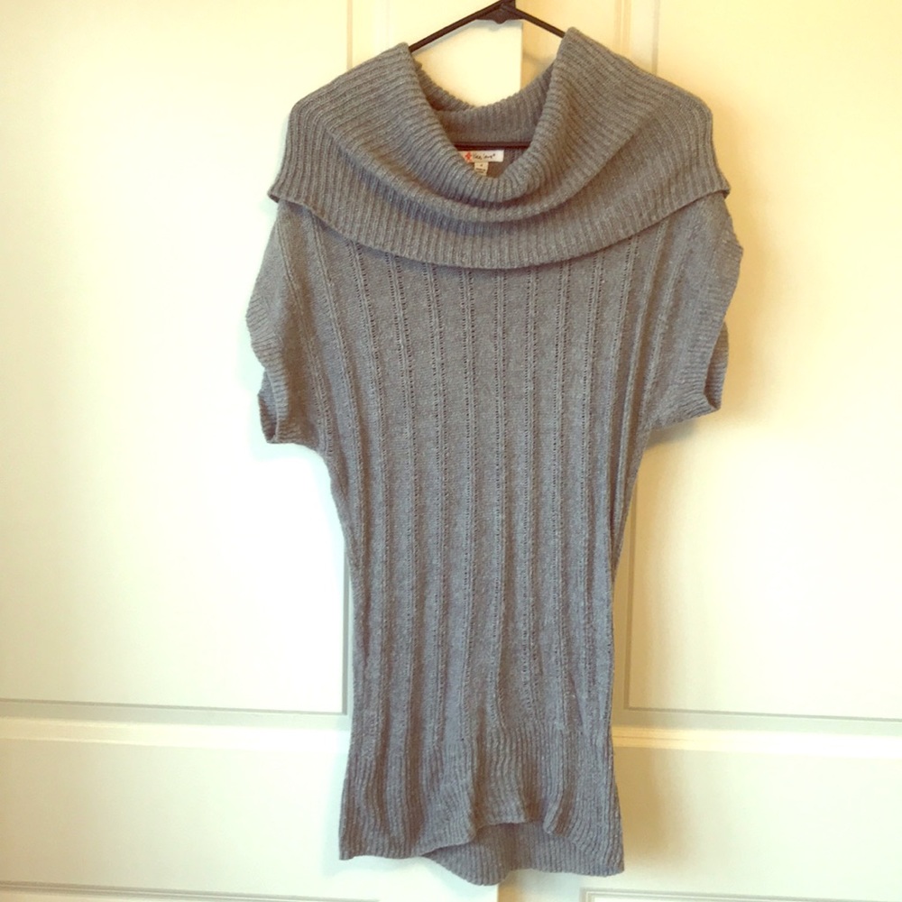 💥SALE💥Cowl neck sweater/skirt